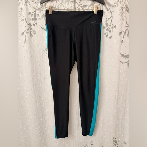 Nike Black and Teal Leggings - Picture 1 of 4